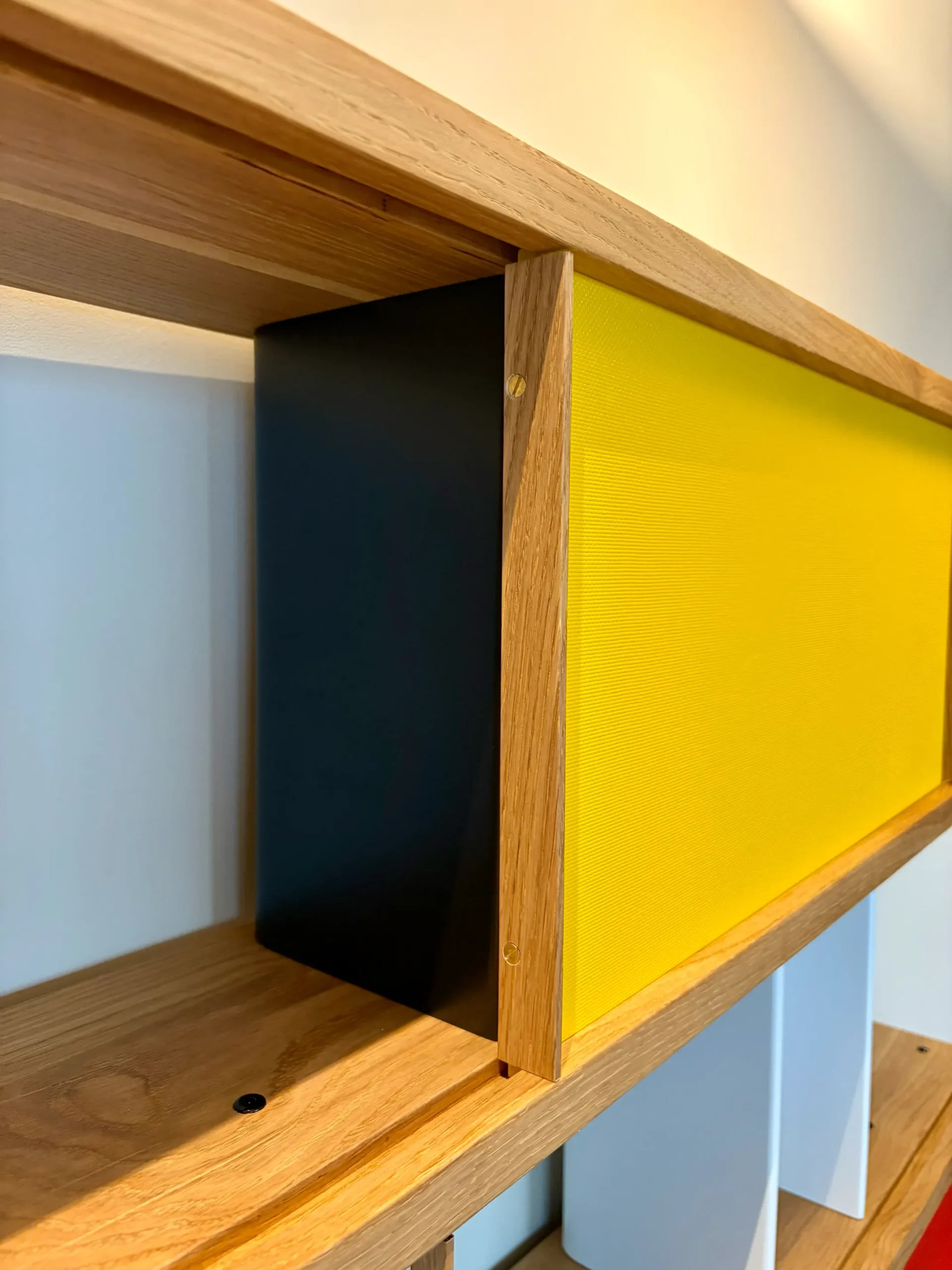 Bibliothèque en chêne massif sur mesure réalisée à Lyon